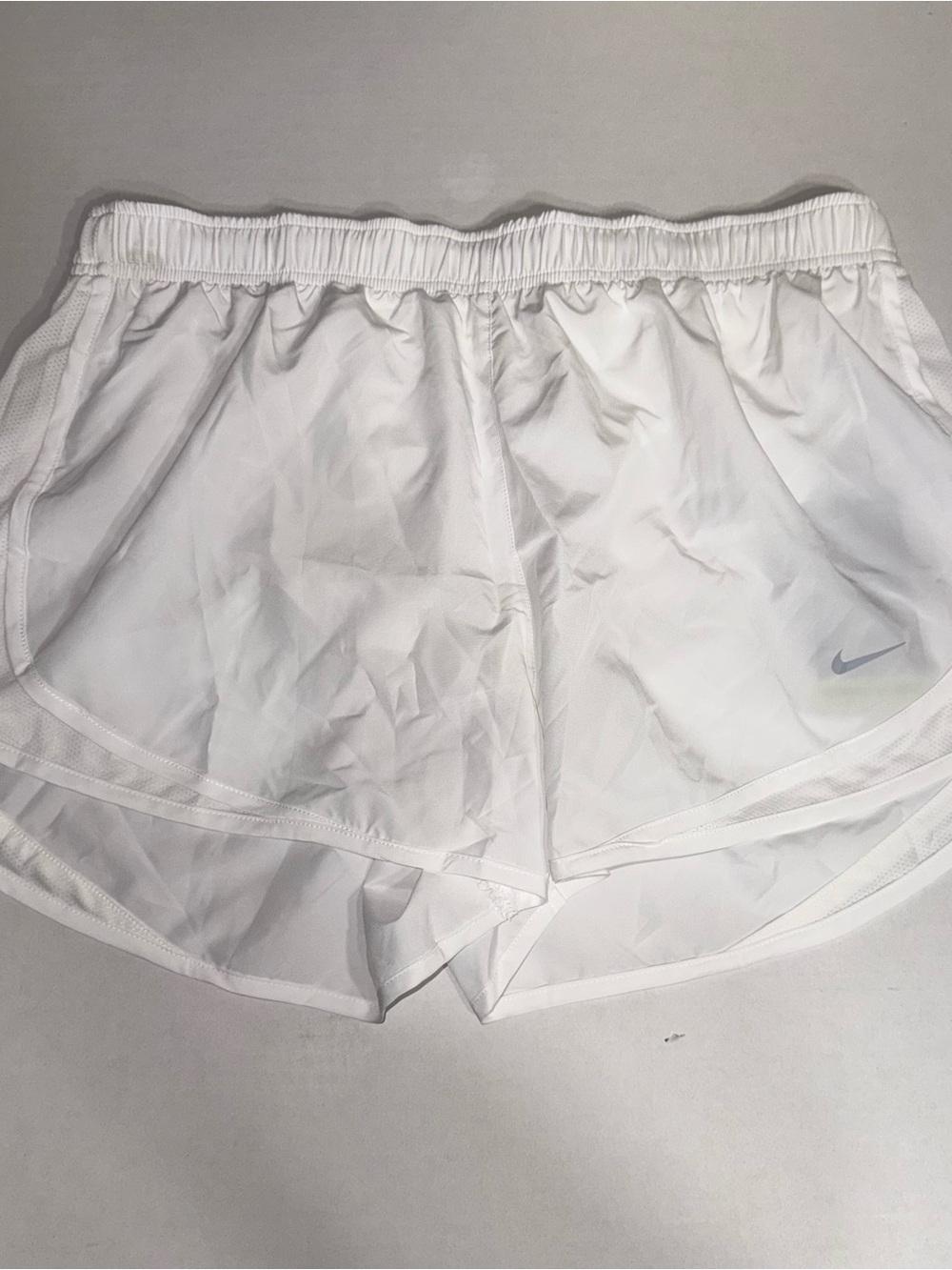 Nike Dri-FIT Women’s XL White Athletic Shorts Standard Fit Brief Lined Mesh